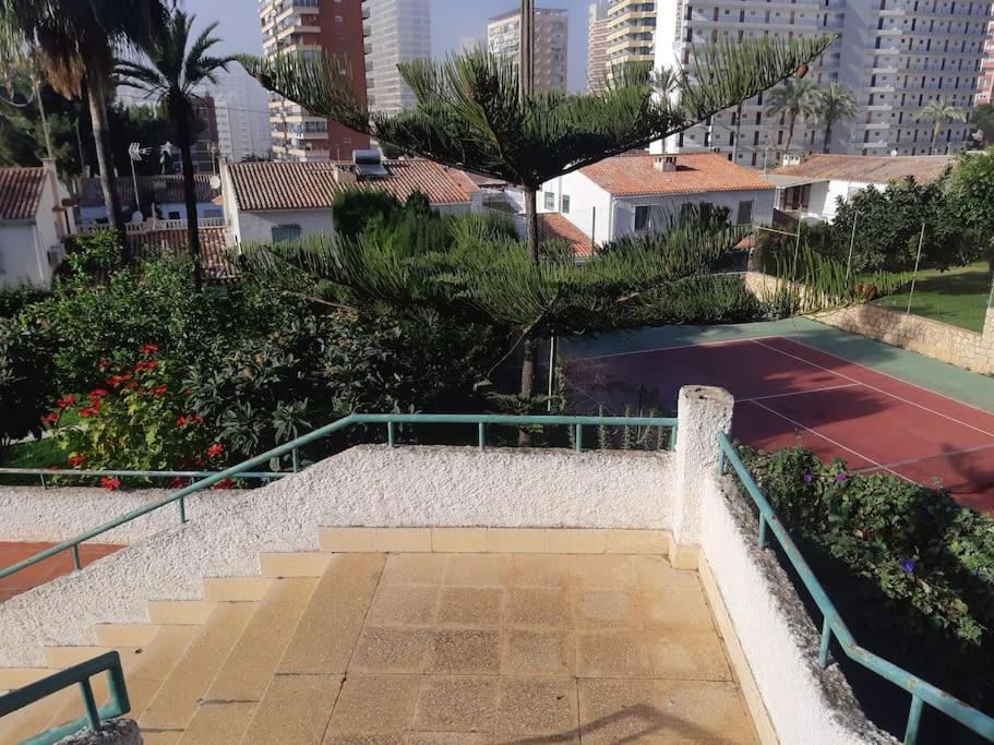 Beautiful Residential Apartment With Pool Бенидорм Экстерьер фото